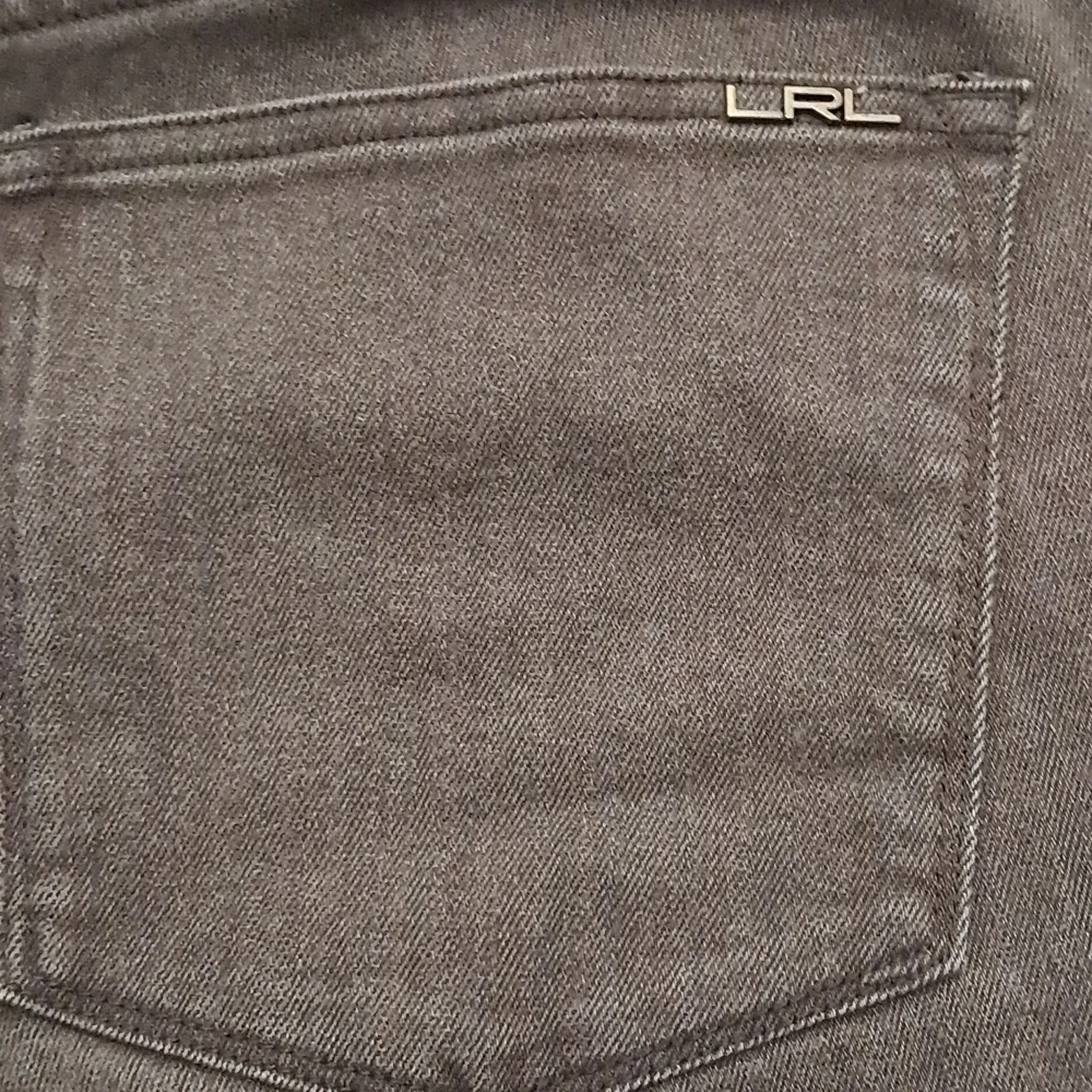 Lauren Ralph Lauren Women's Size 22W Slimming Modern Straight Jeans - Picture 3 of 11